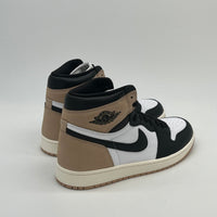 Air Jordan 1 Retro High OG Latte