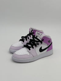 Nike Air Jordan 1 Mid Barely Grape