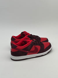 Nike SB Dunk Low Cherry