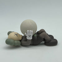 Kaws Holiday Shangai Vinyl Brown