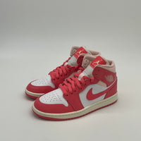 Nike Air Jordan 1 Mid Strawberry