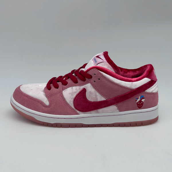 Nike SB Dunk Low Stranglove